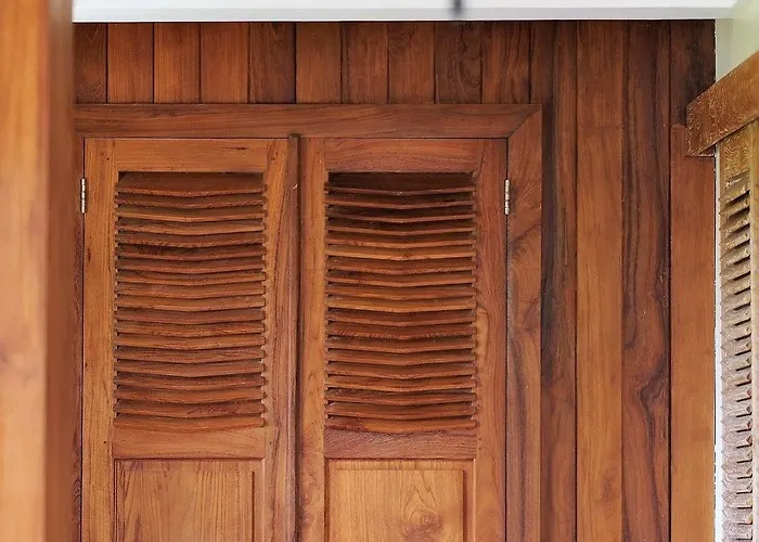 Paditeras Boutique