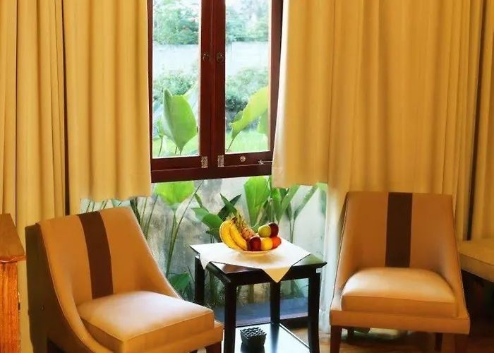 Отель Paditeras Boutique 4*